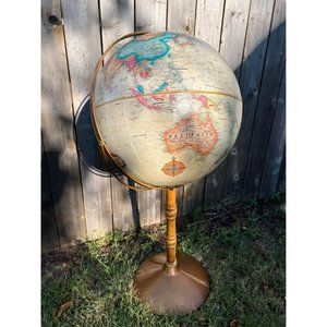 Amazingly gorgeous vintage standing globe! 🌎